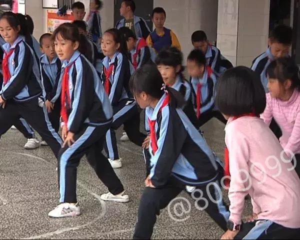 中考1分钟跳绳117下才拿满分,是孩子不行还是标准太高?