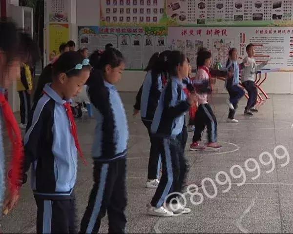 中考一分钟跳绳多少算及格？（中考1分钟跳绳117下才拿满分）