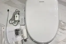 优质生活用品：TOSHIBA 东芝 T3电子坐便盖选购与体验新手篇图片