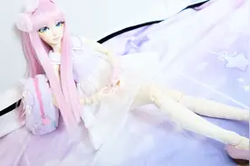 帮球形关节娃娃穿上衣服 带上首饰 瞬间亮瞎我的眼 你会喜欢吗