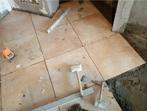揭秘瓷砖、地板的5大冷知识,铺瓷砖还是地板?这样才不浪费钱!