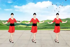 广场舞《洁白的雪莲花》舞步简单欢快，优美大气又好听