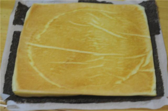 紫菜肉松蛋糕卷的做法 让蛋糕卷颜值翻倍