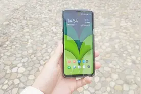 高耗电的安卓手机动态壁纸，但真的黑科技