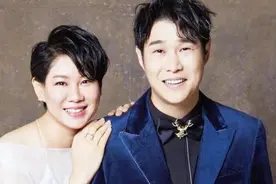 小沈阳晒出与老婆沈春阳暴瘦20斤合照，身穿白色公主裙美翻了视频封面