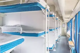 硬卧票充足，可是每次刷票却只能刷到硬卧上铺，这是怎么回事？视频封面