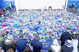 英超老板确认在坠机事件中遇难 大量球迷哀悼视频封面