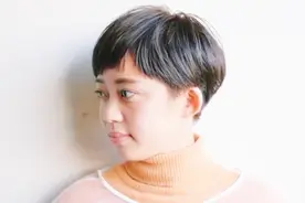 发型师为圆脸妹纸剪这款超短发，知性又有气质视频封面