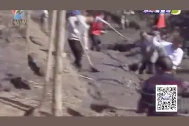 提升水环境，打赢攻坚战！堡镇数百名河长带头清淤视频封面
