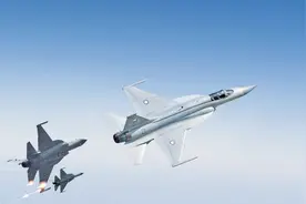 巴铁六架枭龙成功收购，幸亏有我们出门相助，空军实力再度提升视频封面