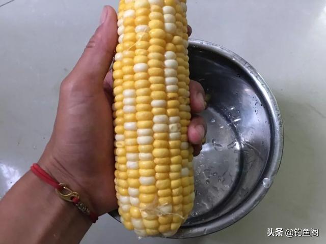 鲜玉米做钓饵这样加工一下，鱼爱吃又方便携带，不比买的差