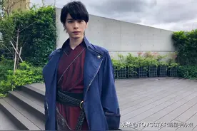 《假面骑士圣刃》三骑贤人刀剑，竟然是网球王子？图片