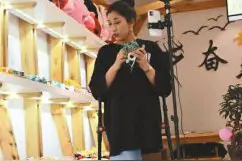自强故事： 轮椅上的“主播”图片