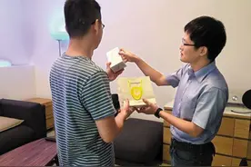 考研录取后和导师见面，要给导师带“见面礼”吗，其中门道有很多图片