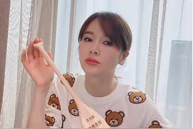 左小青回应与郭家铭的恋情，再结婚还是会嫁给爱情，她值得所有好图片