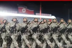 魔改到过于夸张，一文看懂朝鲜阅兵还有哪些神秘步枪｜轻武图片
