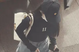 赵丽颖离婚后暴瘦！蚂蚁腰穿裤子瘦到用别针，心情大好宛若新生图片
