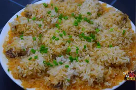 鸡翅别只会炸着吃了，加2碗糯米这样做，营养美味超好吃图片