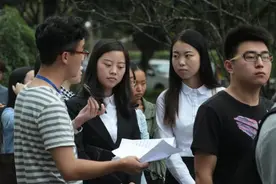 毕业后才知道，公办专科和民办三本截然不同，学生早知晓有好处图片