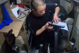 房车上台式电脑显示器，笔记本电脑怎么固定，终于找到最佳方法视频封面