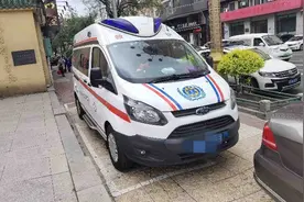他山之石 | 管理“山寨救护车”，其他城市这样做…图片