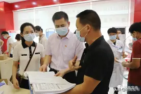 区工信局局长黄善尧：扎实做好六稳六保 当好企业“娘家人”图片