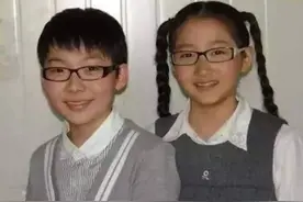 网曝关晓彤姐姐关晓丹因突发疾病早已逝世，两人为同父异母的姐妹图片
