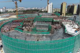 “穿越未来”了解东方文化广场图片