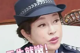 70岁刘晓庆还演黄花闺女，管小18岁男演员叫爹，网友：不害臊吗？图片