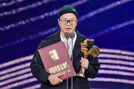 张一博凭借影片《少年的你》获得第33届中国电影金鸡奖最佳剪辑奖图片