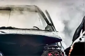 提高警惕！云南公布十大典型交通安全危险驾驶行为及案例图片