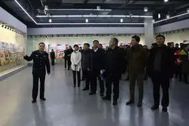 兴隆台区组织参观全市公安机关优化营商环境建设成果展图片