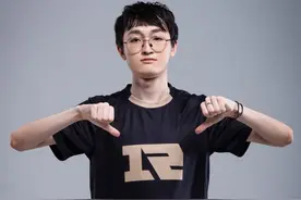 DOTA2：天道酬勤，第二个达到天梯万分的中国选手诞生图片