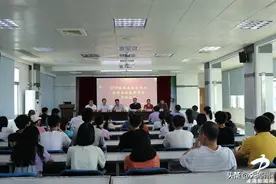漳州卫生职业学院2019级临床医学专业漳浦县医院教学班开班图片