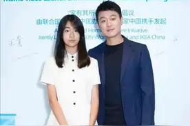 佟大为真没见老，13岁女儿身高都直奔170，他穿西装依旧像帅小伙图片