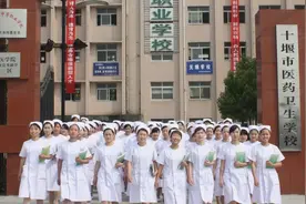 毕业多年才懂得，原来“护理学”和“临床医学”，存在很大的区别图片