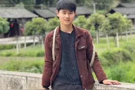贵州穷小子，母亲患癌后，回乡创业，年入两千万元，粉丝700万图片