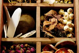 中药立功了，研究发现：雷公藤含有“靶向药”，可精准攻击癌细胞图片