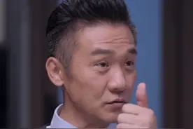 《突围》朱道奇派齐本安去京州查林满江，却是对满江明目张胆的爱图片