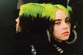 这个19岁女孩，凭什么成为顶流？图片