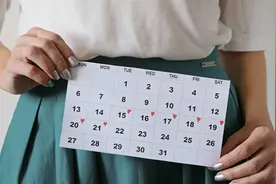 产后什么时候来月经，不同产妇有不同答案，快来自我判断一下吧图片