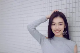 女人经常对你开这3种玩笑，多半是对你来者不拒了图片