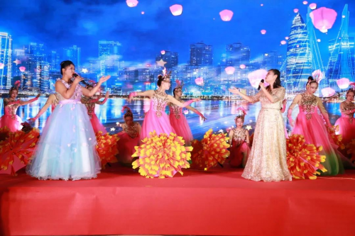 武汉东湖新技术开发区顺民社区举办庆祝建党100周年文艺晚会