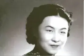 钱钟书去世后，杨绛悲痛写下：我一个人思念我们仨，让人揪心落泪图片