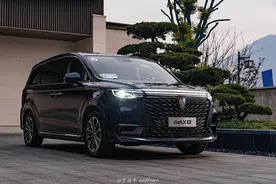 试驾完荣威iMAX8，我终于明白为什么大佬们都喜欢它图片