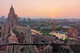 环球影城VS欢乐谷，欢乐谷的忠实游客，环球影城撬不走图片