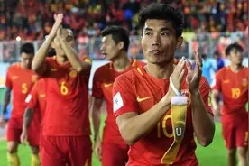 年薪1900万，"世界足坛十大恶人"的郑智，身家只是妻子的九牛一毛图片