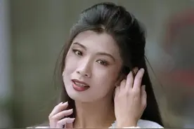 影坛美人吴家丽晒照庆生，气质风采依旧，曾拒绝大佬追求单身至今图片