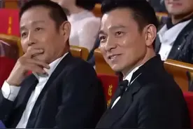 金鸡奖状况百出，沈腾没大没小，周笔畅造型翻车，贾玲一言难尽！图片