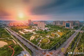 风华正安徽 | 衔山抱水，钦赐“明光”图片